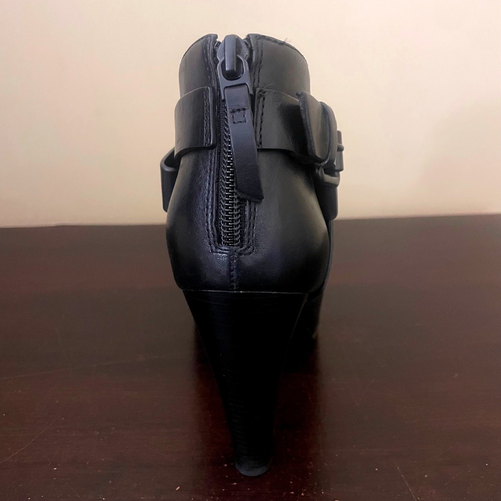 VC Signature Vince Camuto Nikoletta Black Leather Peep Toe Ankle Boots 7M 37 - Picture 5 of 8